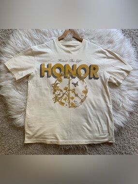 Honor the Gift Honor Peace Tee Cream Size Small